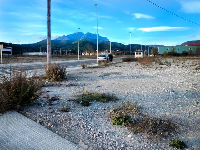 Terreno industrial en Venta en Camí la Flora-Fou, 13 en Olesa de Montserrat
