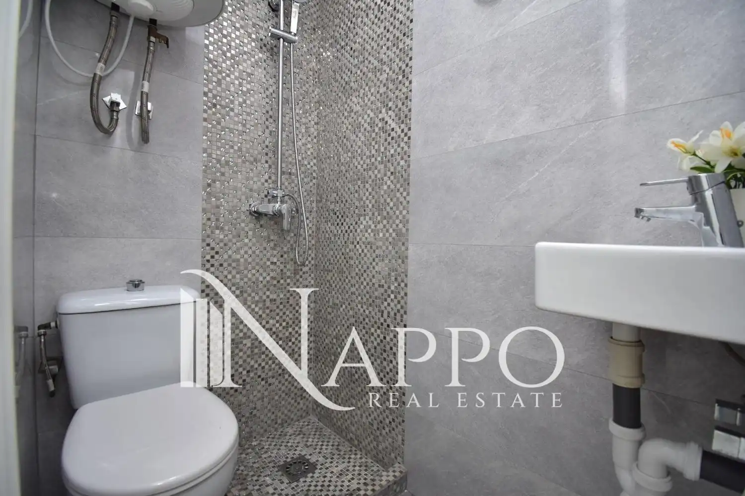 Bathroom of Flat for sale in  Palma de Mallorca  with Air Conditioner, Heating and Terrace