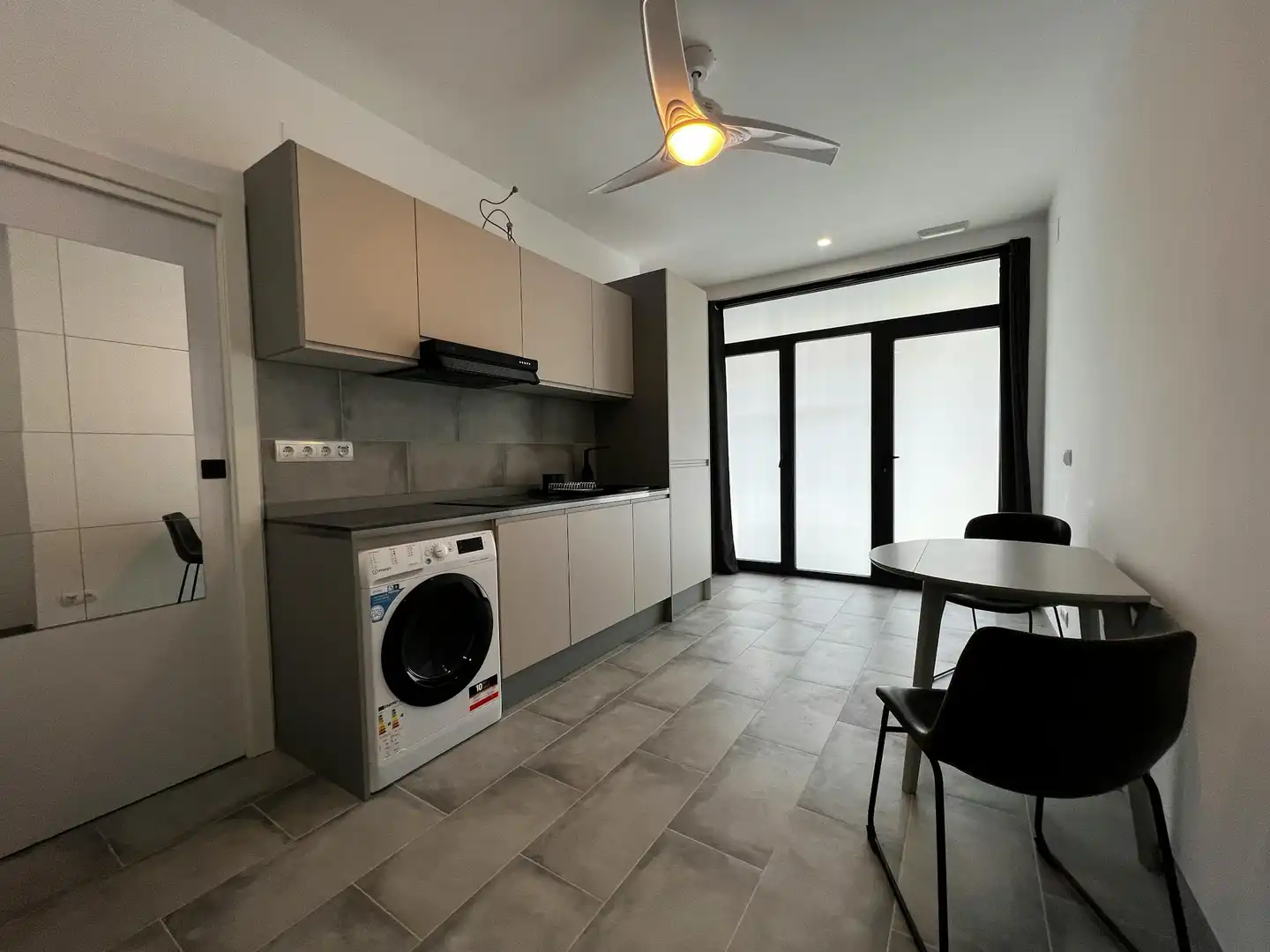 Kitchen of Flat for rent in Valencia  with Air Conditioner, Heating and Furnished