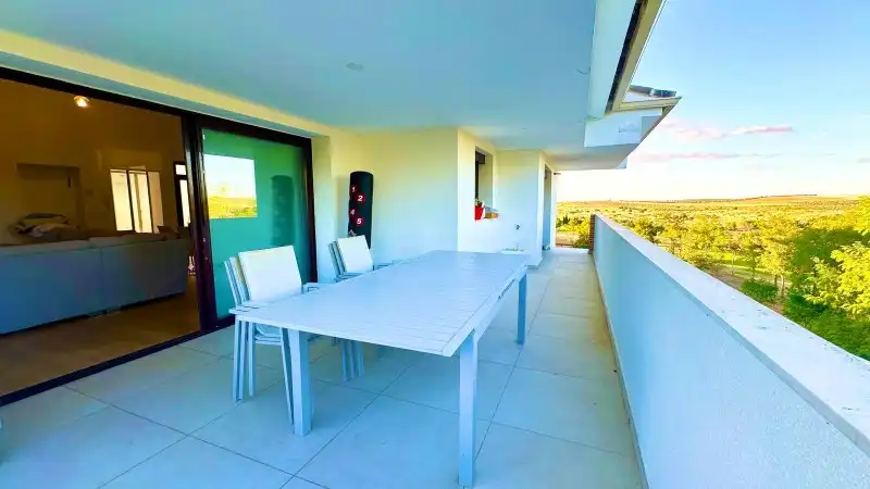 Casa amb piscina en venda a Layos, imagen 4