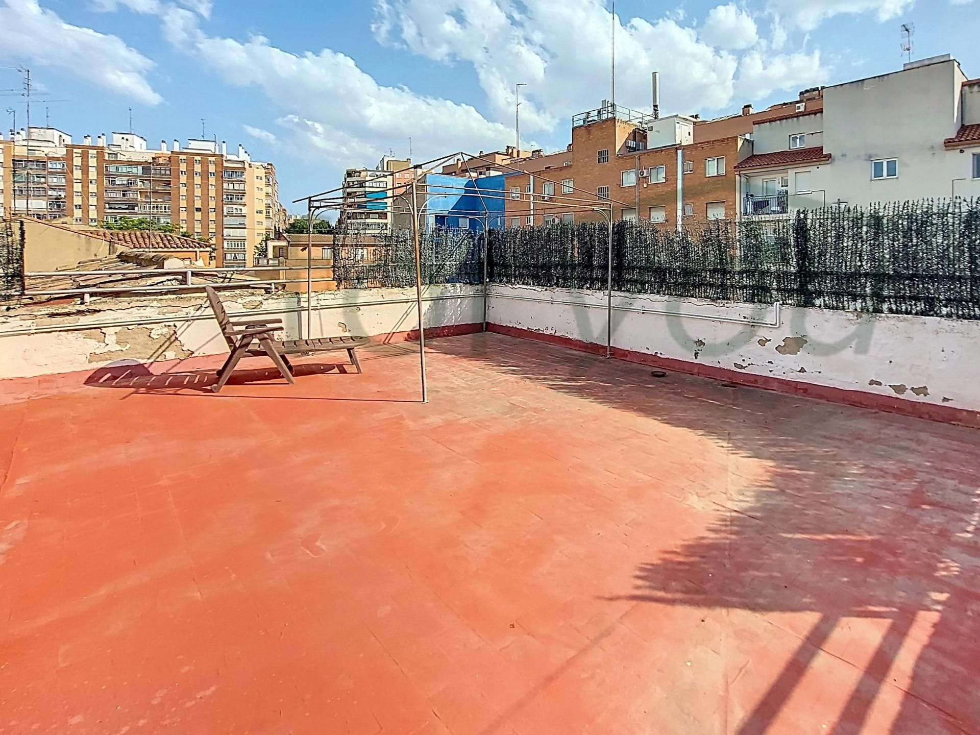 Terrassa de Casa adosada en venda en  Zaragoza Capital amb Calefacció, Terrassa i Traster