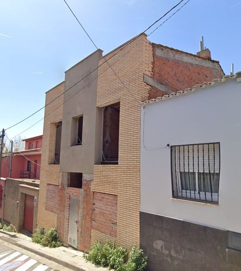 Foto 2 von Gebäude zum Verkauf in C/ Huelva, Ca n'Oriol, Rubí