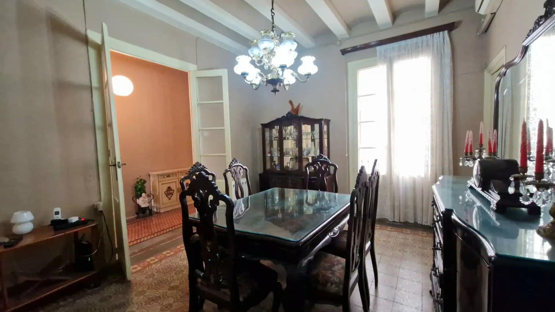 Comedor de Piso en venta en Barcelona