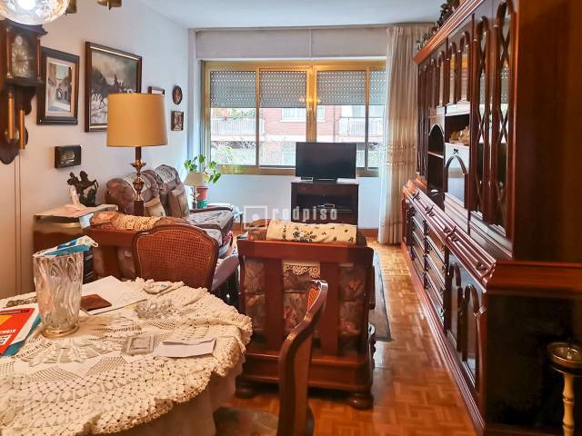 Piso en Venta en El Camp de l'Arpa del Clot