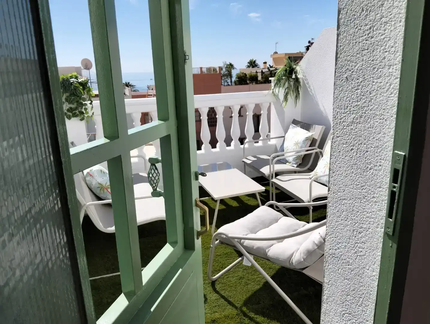 Terrasse von Wohnung zur Miete in Motril mit Klimaanlage, Privatgarten und Möbliert