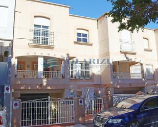 Exterior view of Single-family semi-detached for sale in Roquetas de Mar