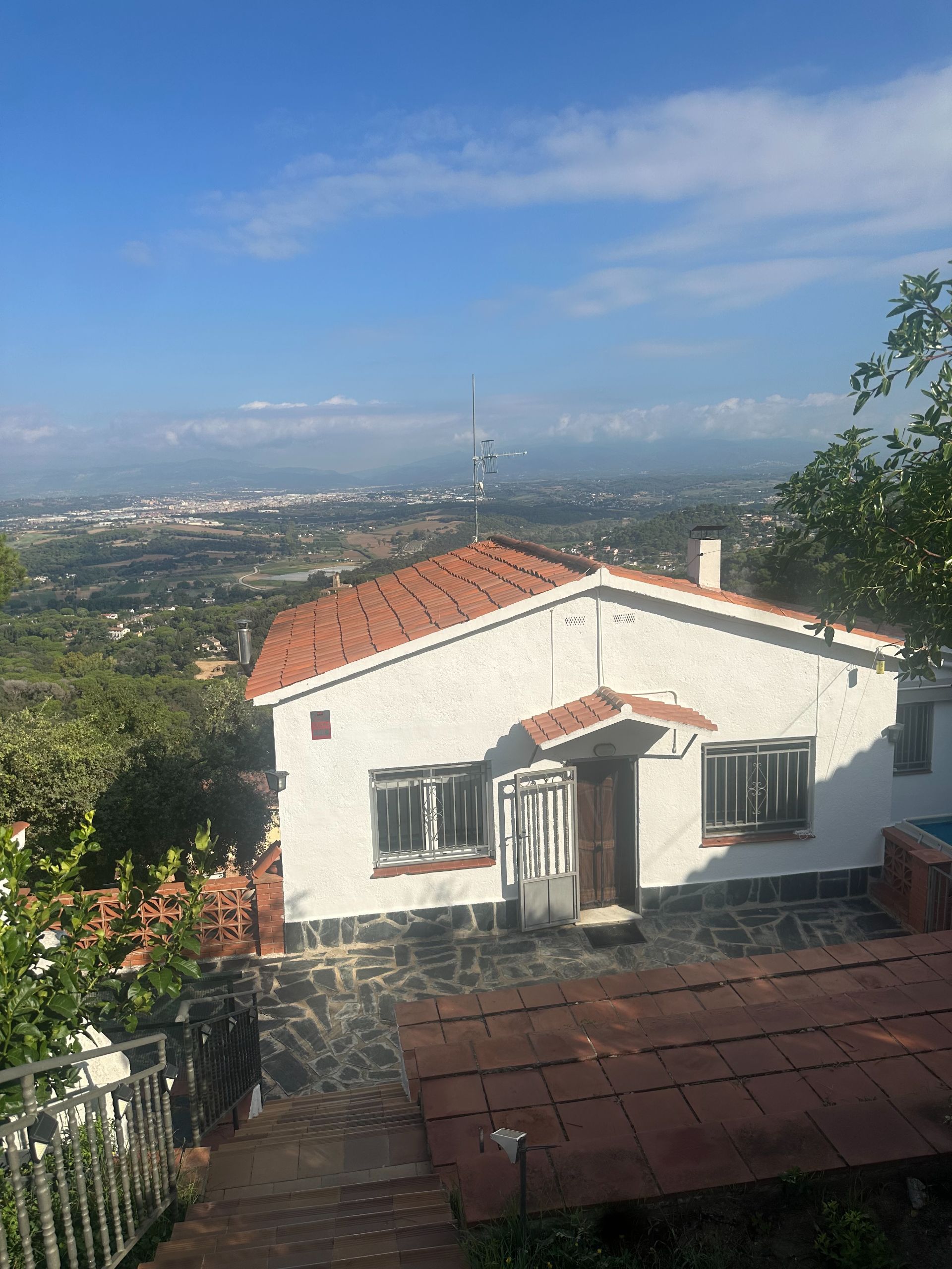 Exterior view of House or chalet for sale in Vilanova del Vallès  with Air Conditioner, Heating and Private garden