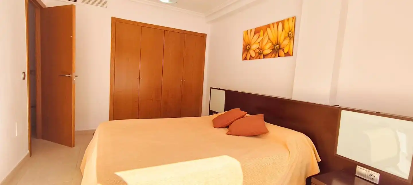 Schlafzimmer von Wohnungen zur Miete in Vera mit Klimaanlage, Terrasse und Möbliert