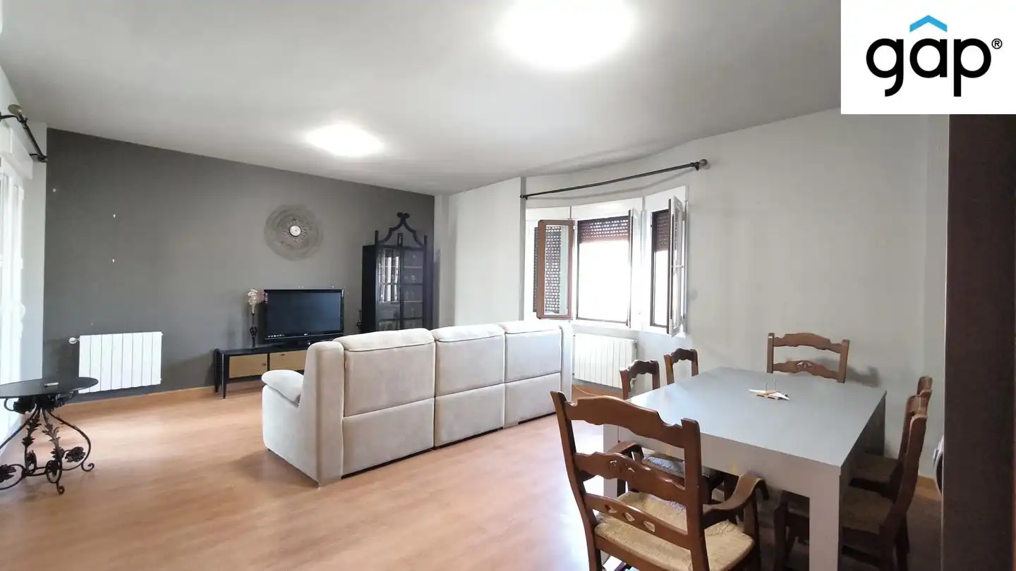Sala de estar de Casa o chalet en venta en Horcajo de Santiago con Aire acondicionado, Calefacción y Amueblado