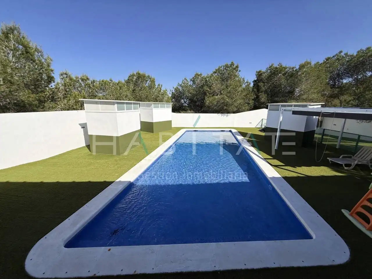 Schwimmbecken von Country house zum Verkauf in Pilar de la Horadada mit Klimaanlage, Privatgarten und Terrasse