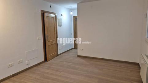 Foto 3 de Apartament de lloguer a Calle Palacio Valdés, Sama, Asturias
