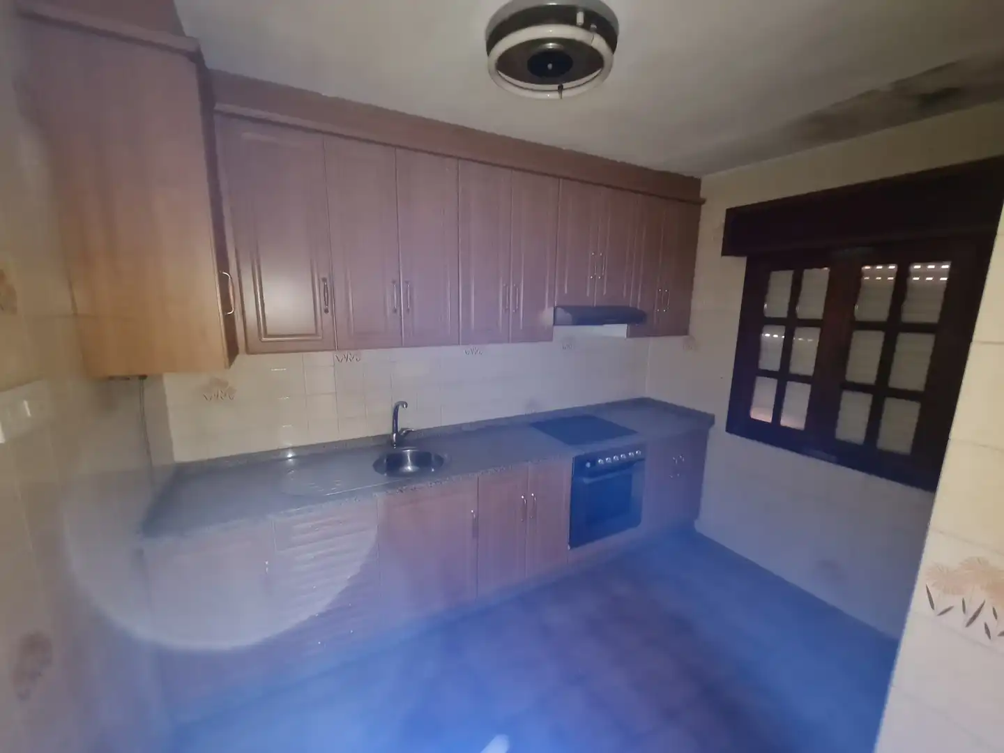 Cocina de Casa o chalet en venta en Ourense Capital  con Calefacción, Jardín privado y Trastero