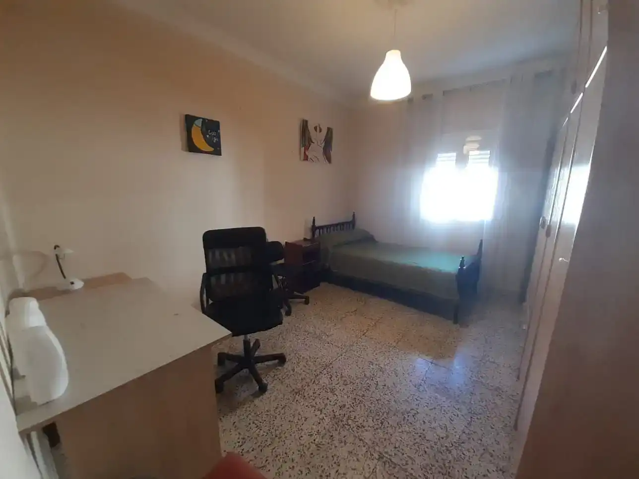 Habitación de Piso de alquiler en Sevilla con Aire acondicionado, Amueblado y Balcón