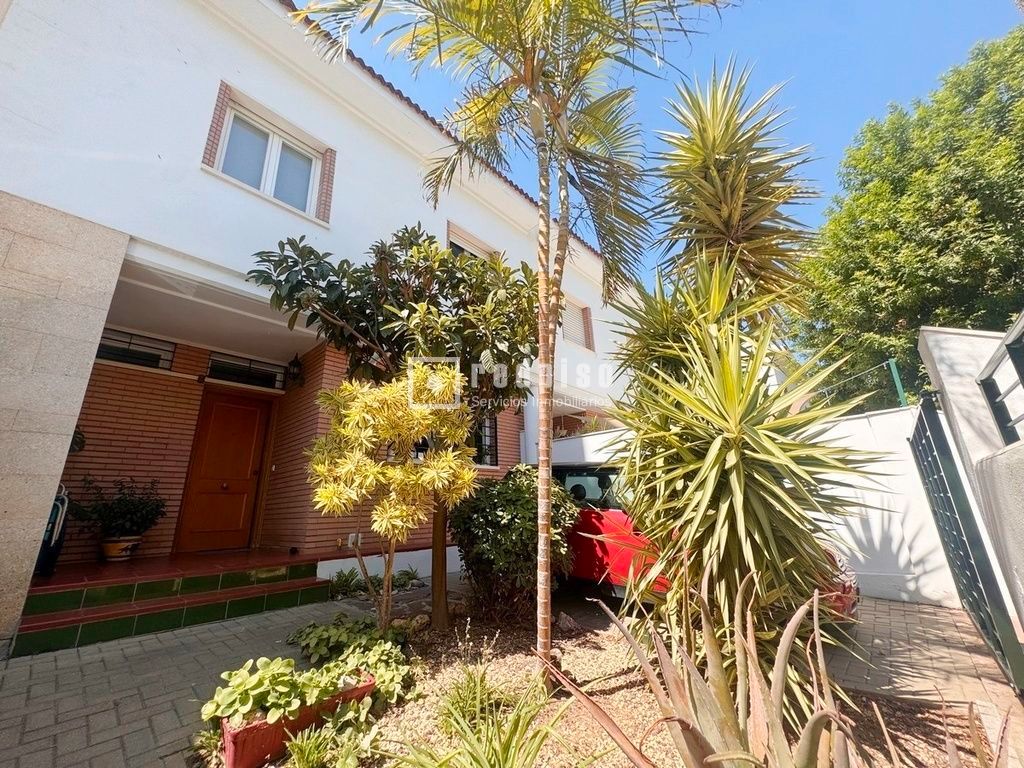 Vista exterior de Casa o chalet en venta en Málaga Capital con Terraza y Trastero