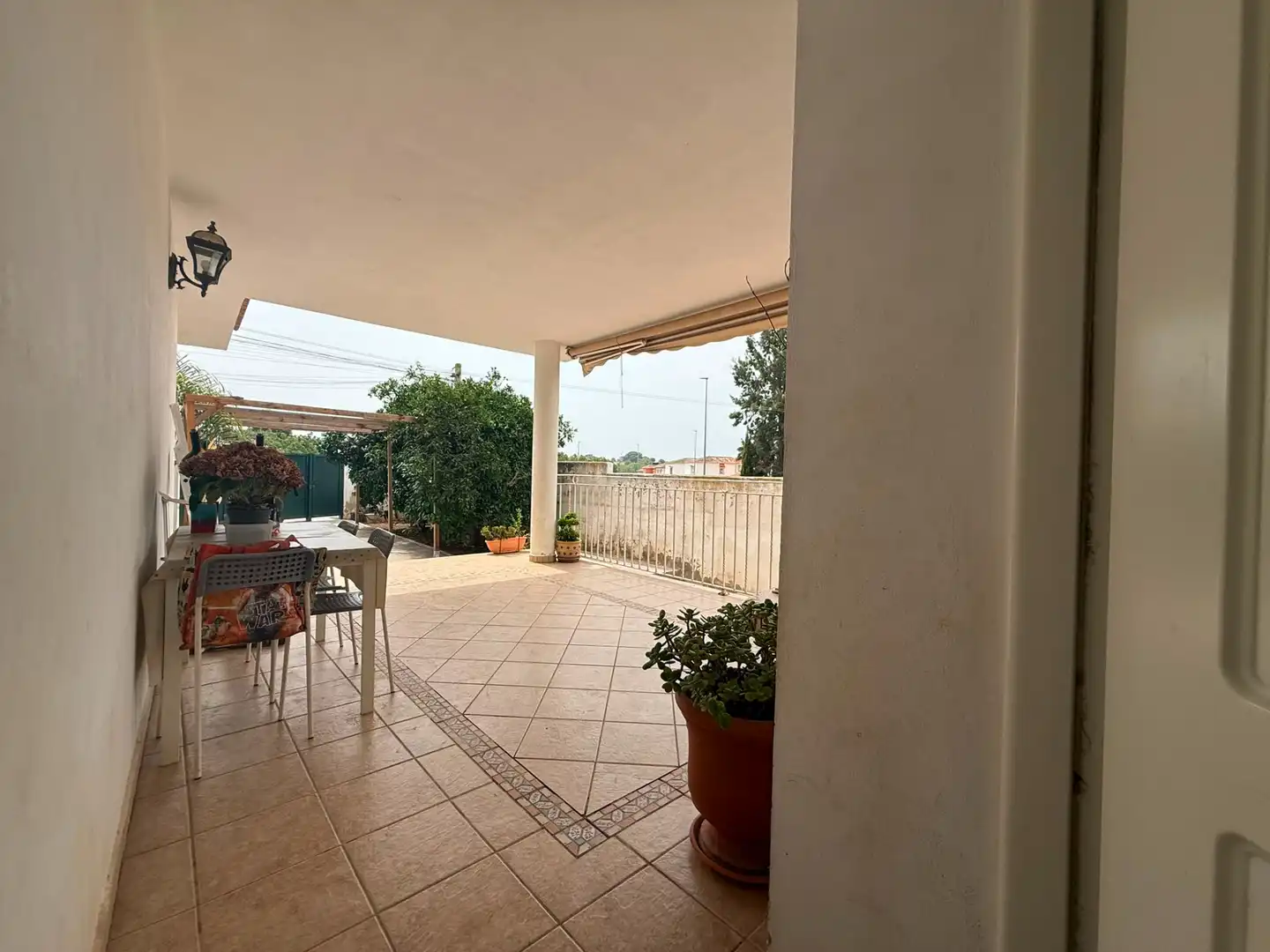 Terrassa de Casa o xalet en venda en La Pobla de Vallbona amb Aire condicionat, Calefacció i Jardí privat