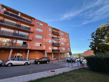 Piso con ascensor en venta en Constitución - Balconcillo