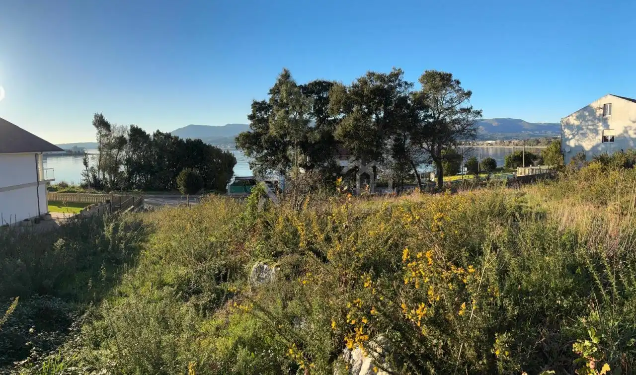 Terreny residencial en venda a Boiro, imagen 4