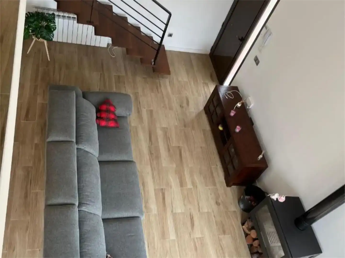 Sala d'estar de Casa o xalet en venda en Siete Aguas amb Balcó