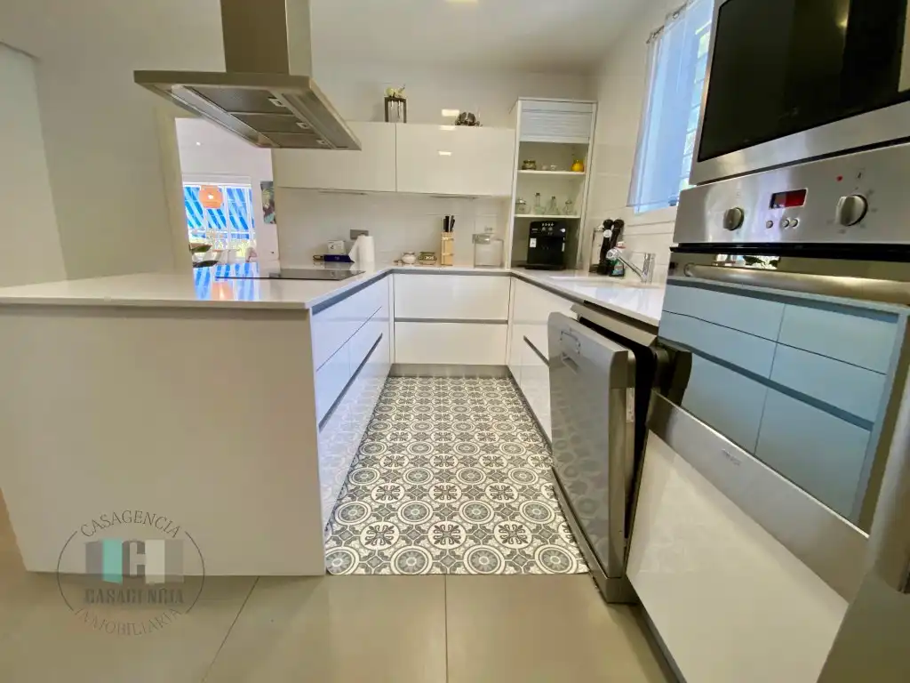 Casa o chalet en venta en Montornés - Las Palmas - El Refugio