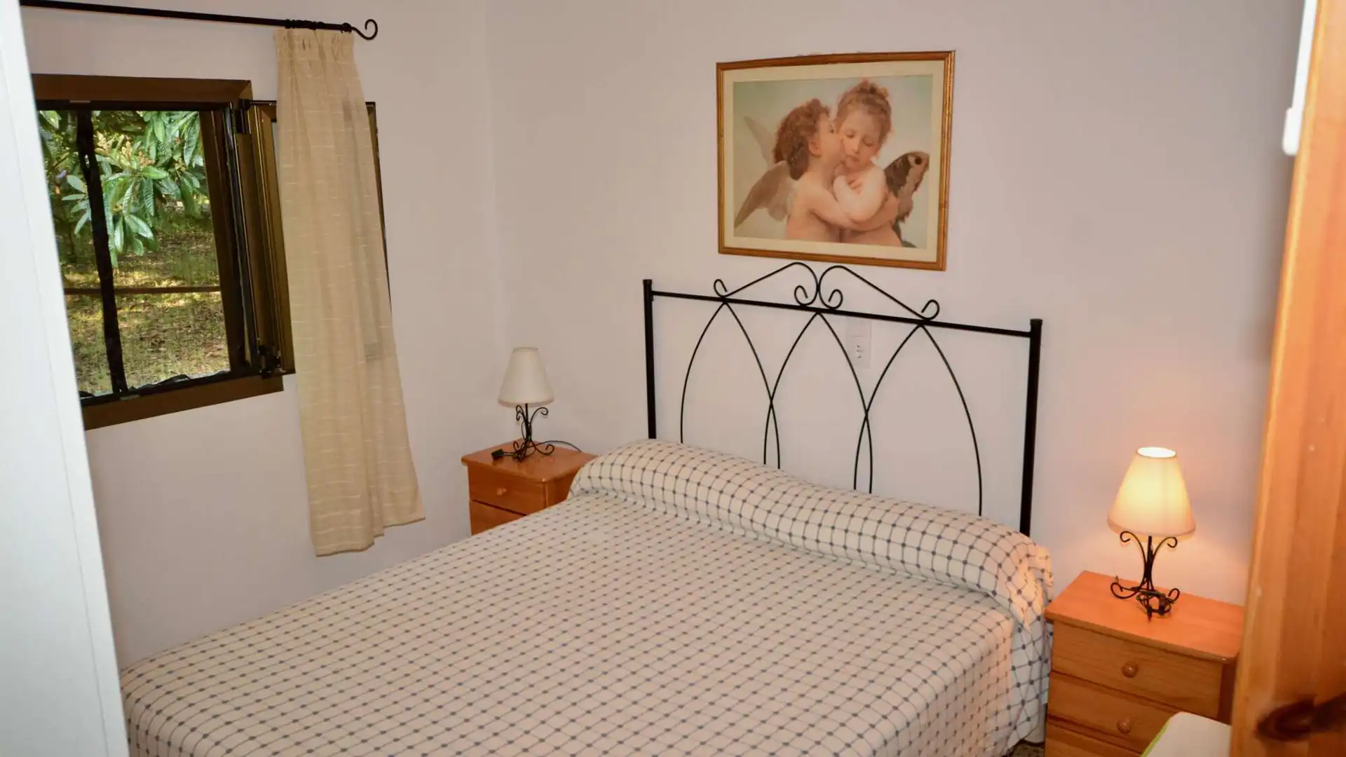 Habitación de Finca rústica en venta en Sa Pobla con Aire acondicionado, Terraza y Amueblado