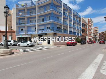 Local comercial en venta en Pueblo