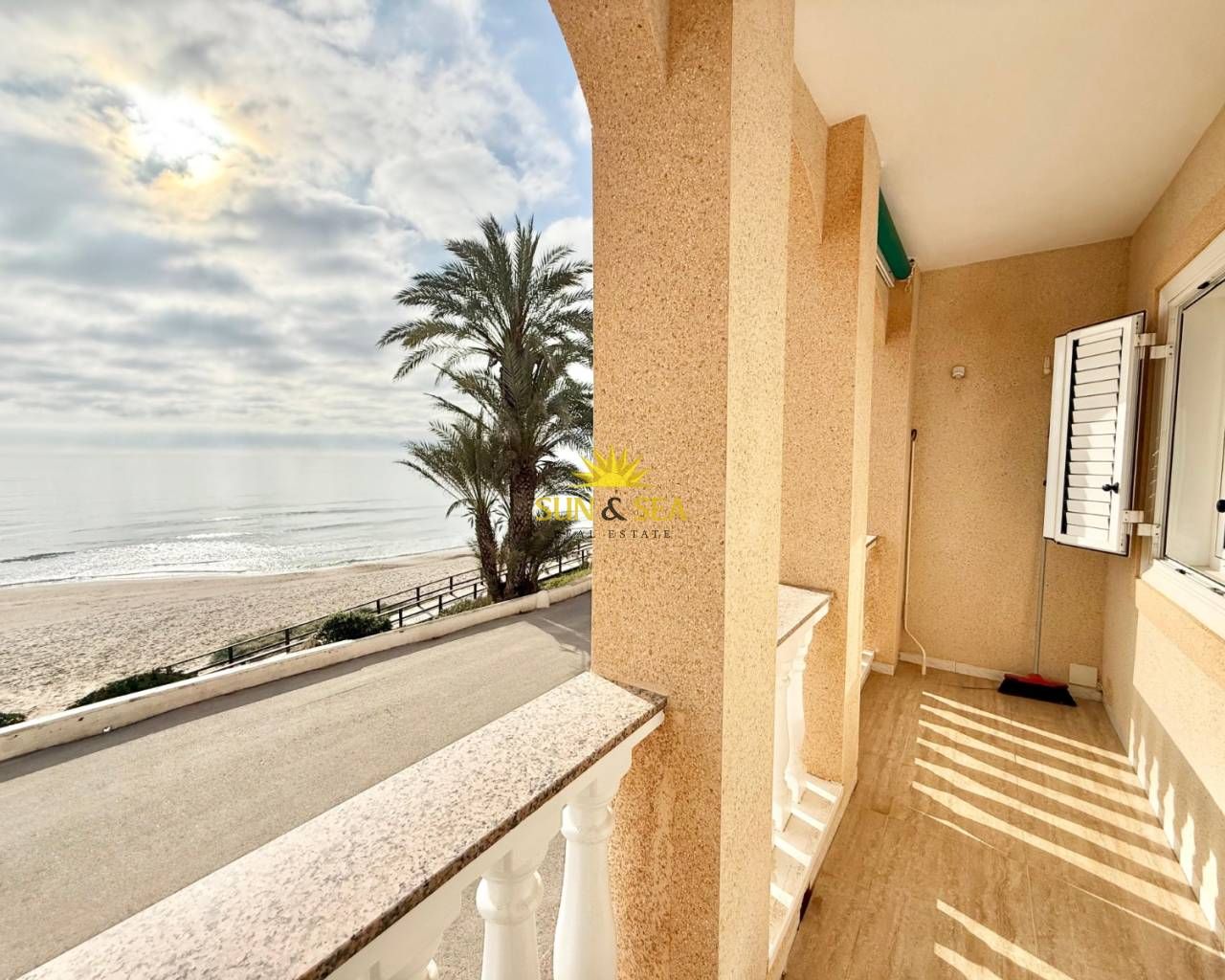 Habitación de Piso de alquiler en Pilar de la Horadada con Aire acondicionado, Calefacción y Amueblado