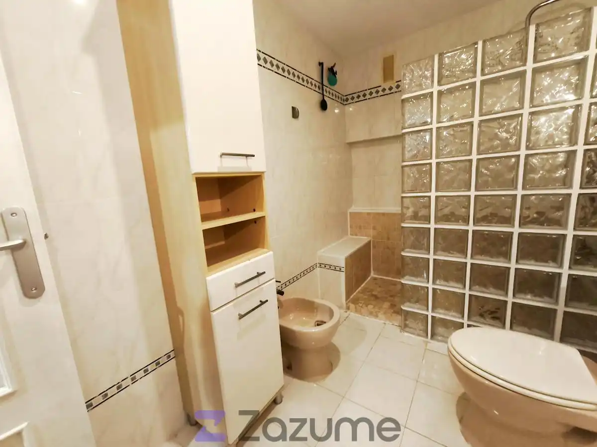 Baño de Piso de alquiler en Casc Urbà