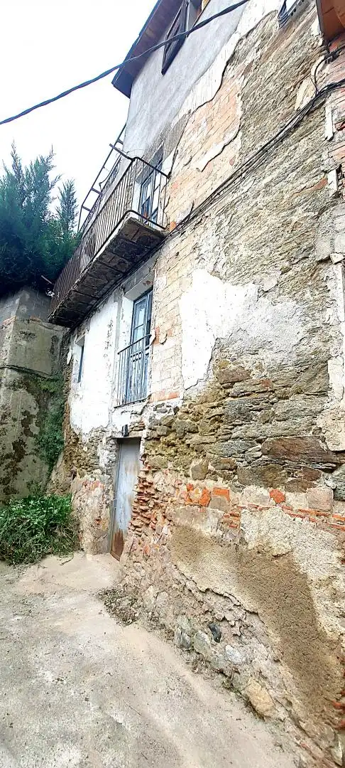 Vista exterior de Casa o xalet en venda en La Seu d'Urgell amb Calefacció