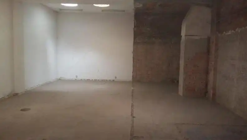 Gewerbefläche zum Verkauf in Centre - Passeig i Rodalies, imagen 4