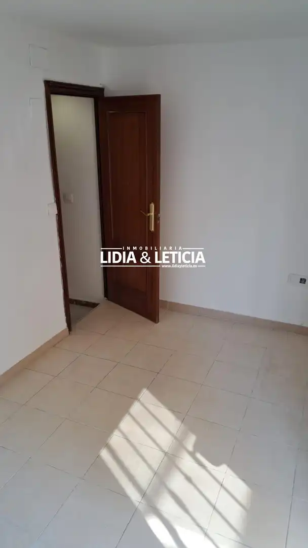 Dormitori de Casa o xalet en venda en Alcalá de Guadaira