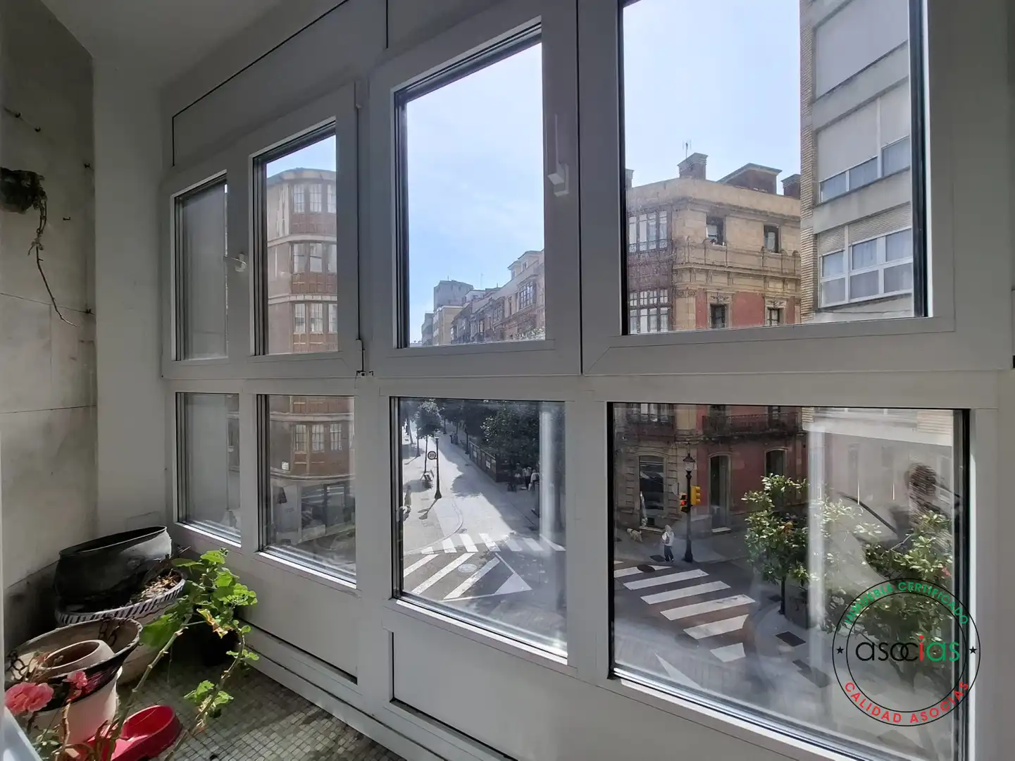 Vista exterior de Pis en venda en Gijón  amb Calefacció, Parquet i Terrassa