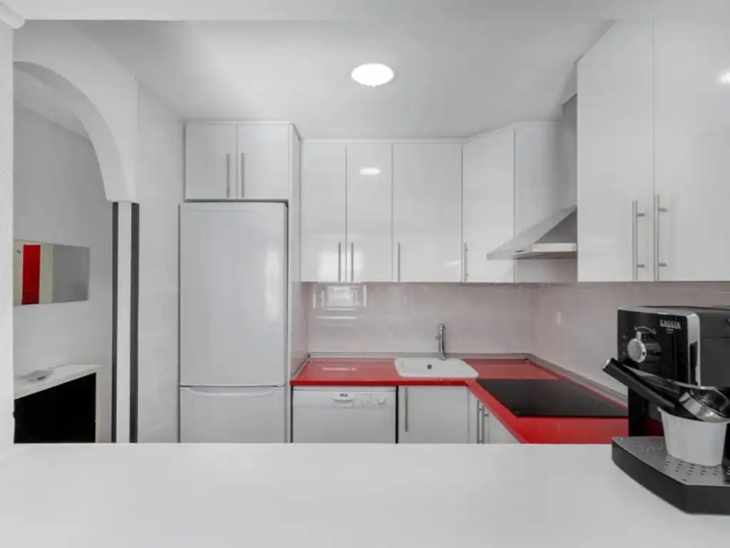 Apartment with pool for sale in Residencial Viñamar Fase 1, imagen 8