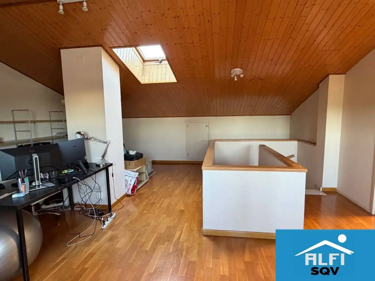 Dúplex en venta en Sant Quirze del Vallès con Calefacción, Parquet y Terraza