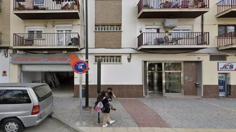 Flat for sale in Calle Vía Pignatelli, imagen 2