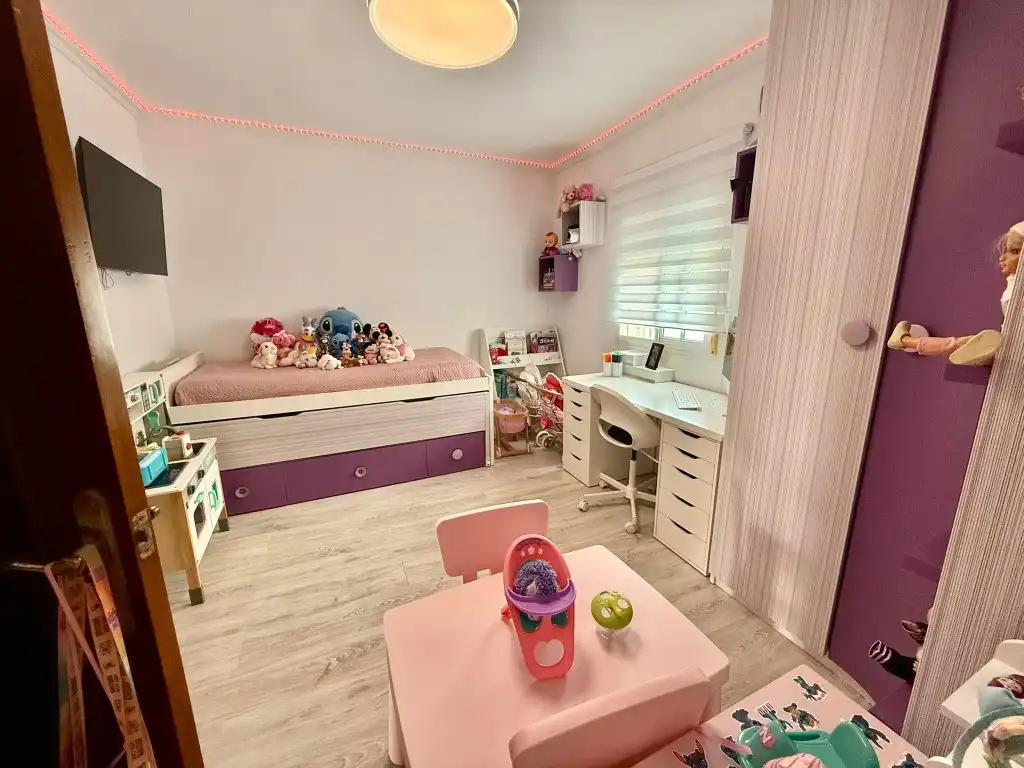 Schlafzimmer von Maisonette zum Verkauf in Cádiz mit Balkon