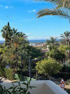 Vista exterior de Àtic en venda en Marbella amb Aire condicionat, Calefacció i Terrassa