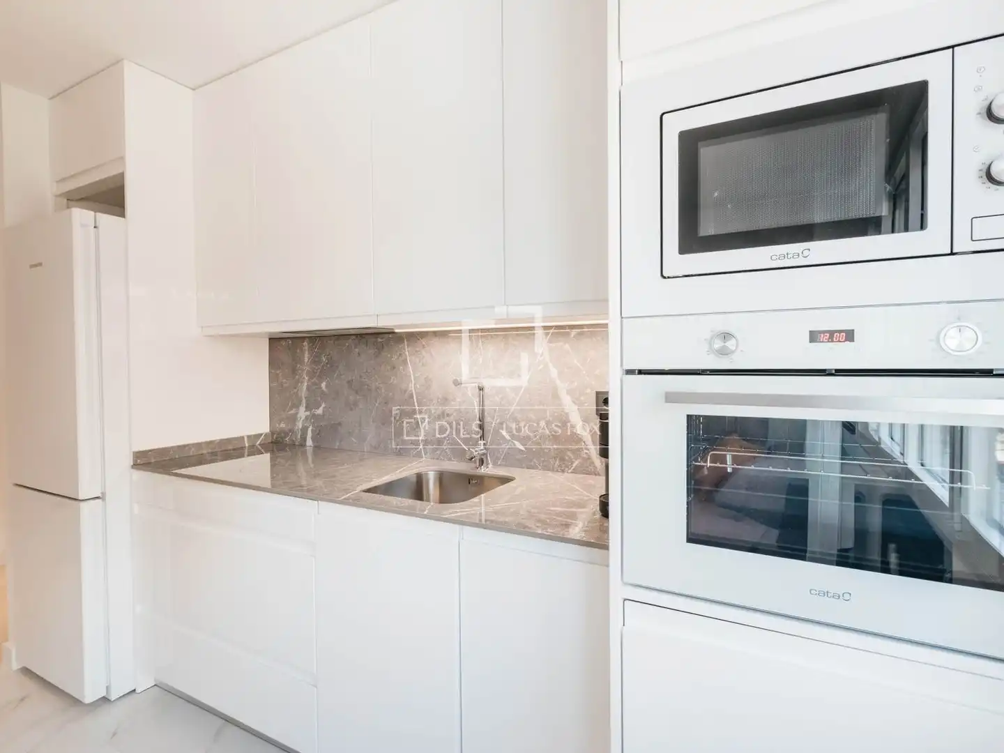 Kitchen of Flat for rent in Madrid  with Heating and Furnished