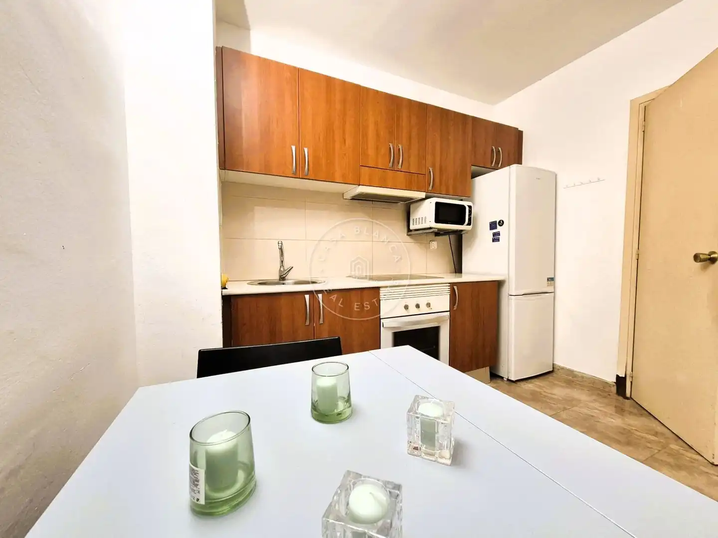 Apartamento con piscina en venta en Dr Fleming, imagen 2