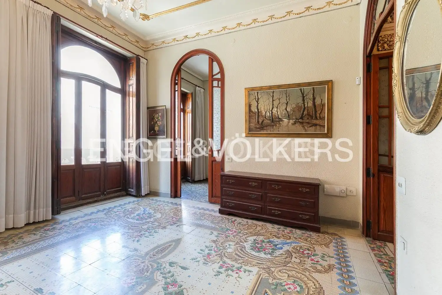 Wohnung zum Verkauf in Valencia mit Klimaanlage, Heizung und Abstellraum