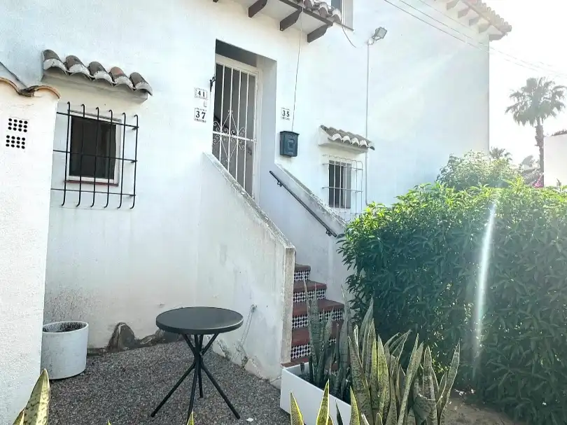 Außenansicht von Dachboden zum Verkauf in Torrevieja mit Klimaanlage und Terrasse