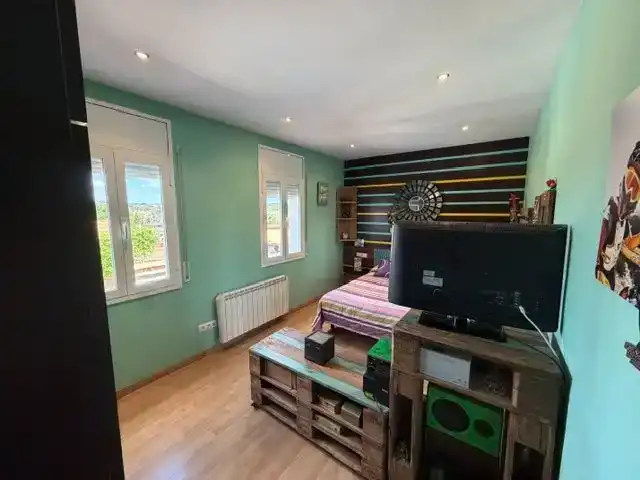 Living room of Houses for sale in Flix  with Air Conditioner