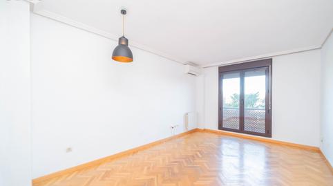 Foto 2 de Dúplex en venta en Calle Codorniz, 4, Sevilla la Nueva, Madrid