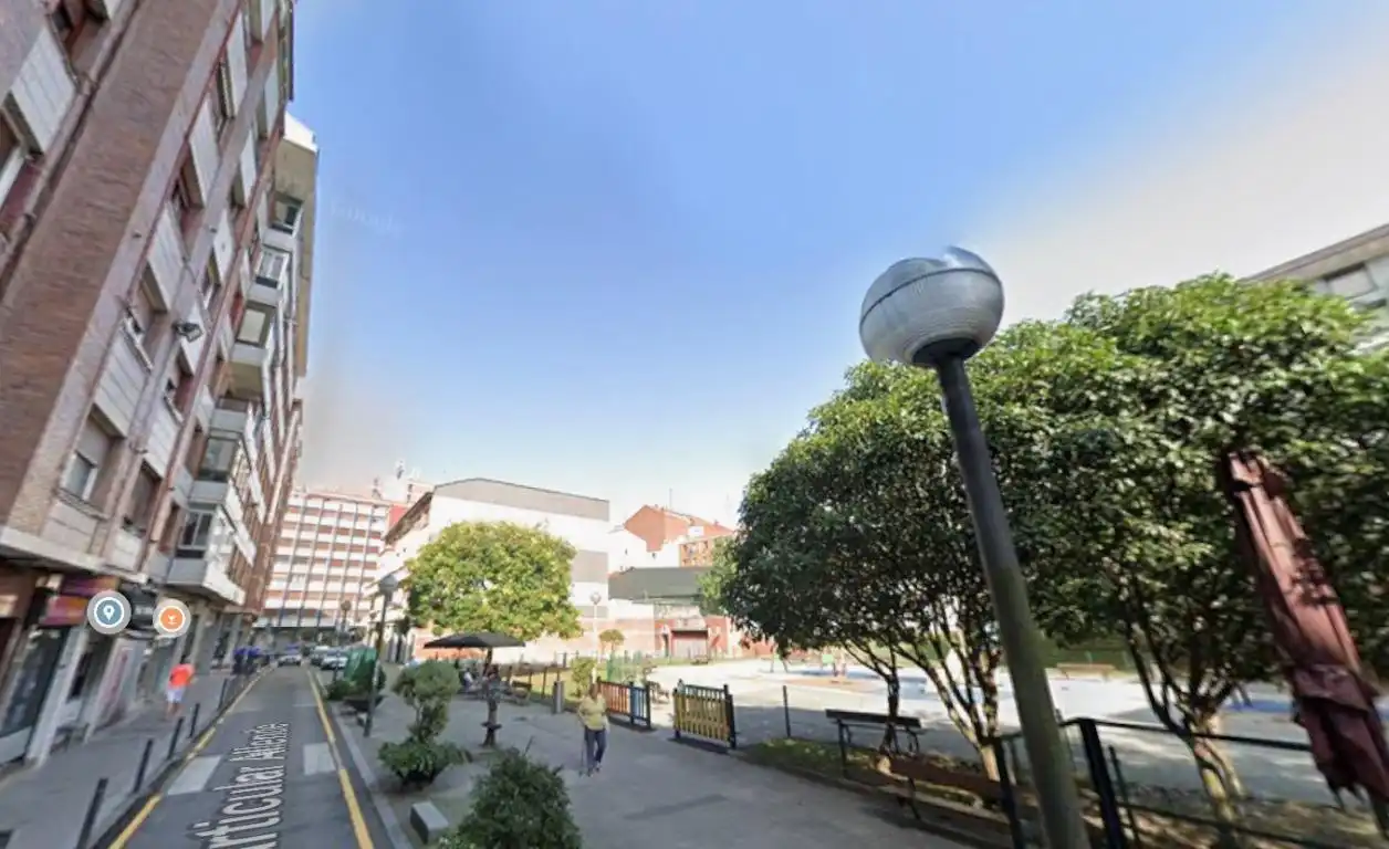 Außenansicht von Wohnung zum Verkauf in Bilbao  mit Heizung und Terrasse