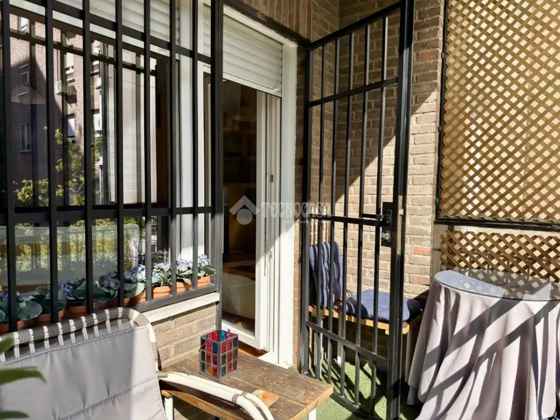 Terrassa de Pis en venda en Madrid amb Aire condicionat, Calefacció i Parquet
