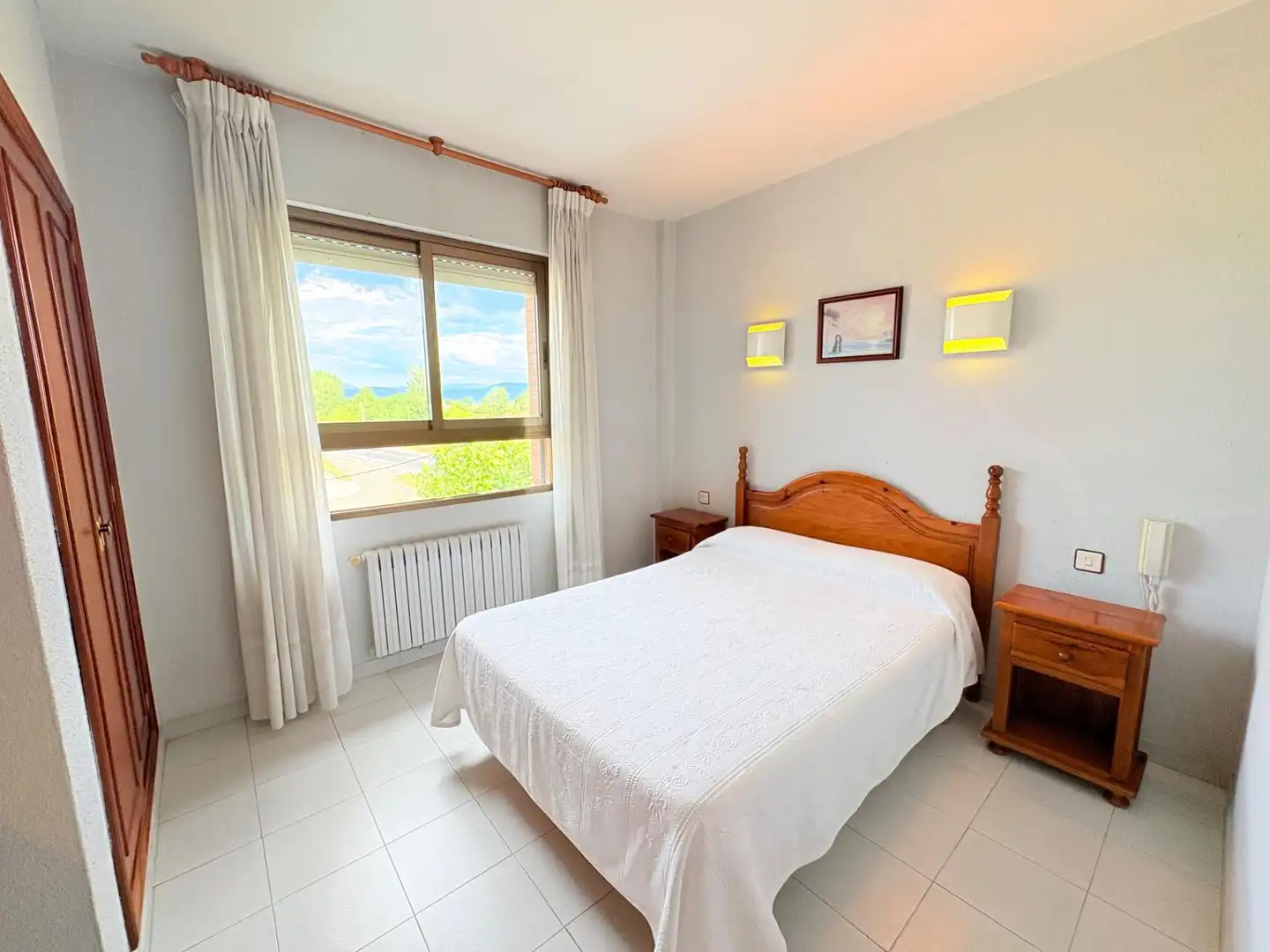Schlafzimmer von Gebäude zum Verkauf in Carracedelo