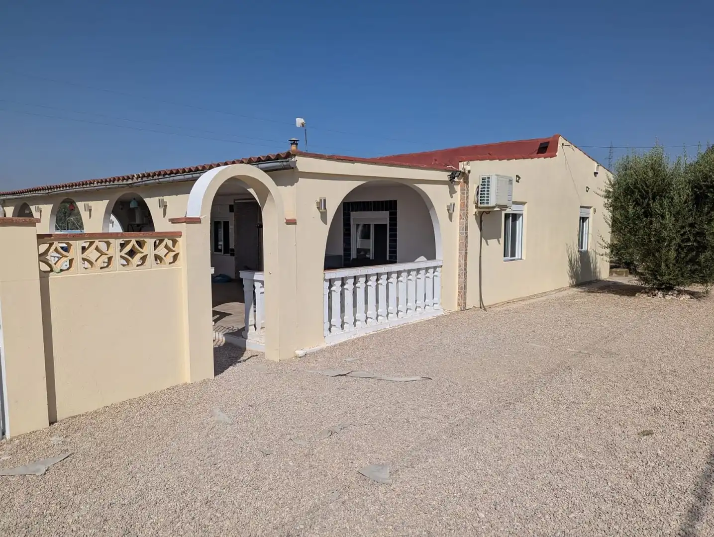 Casa rústica en venta en Sax