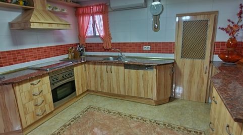 Foto 2 de Casa o xalet en venda a Calle Pérez Galdós, Centro ciudad, Linares