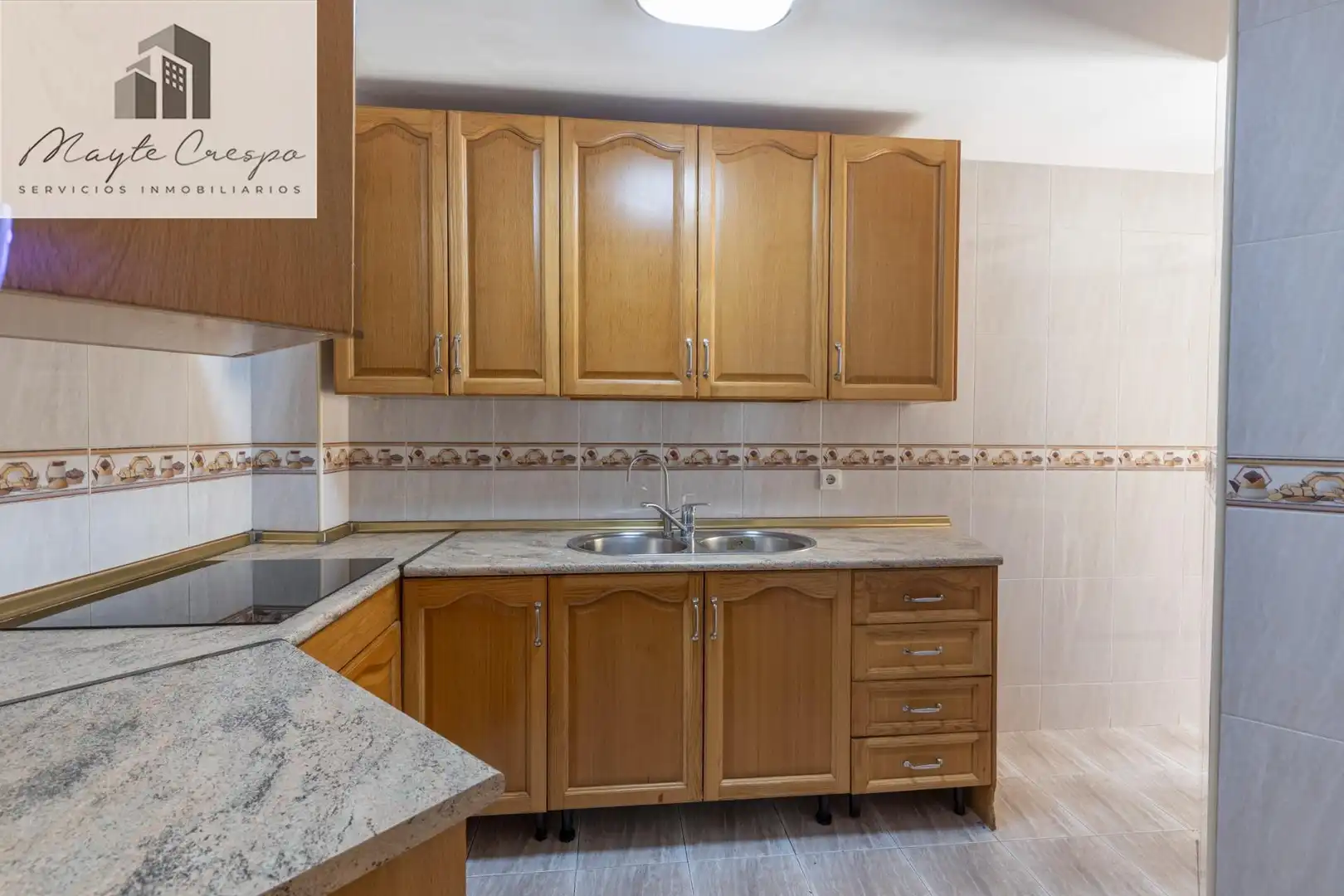 Cocina de Piso en venta en Granada con Terraza, Amueblado y Balcón