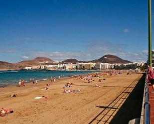 Vista exterior de Edifici en venda en Las Palmas de Gran Canaria