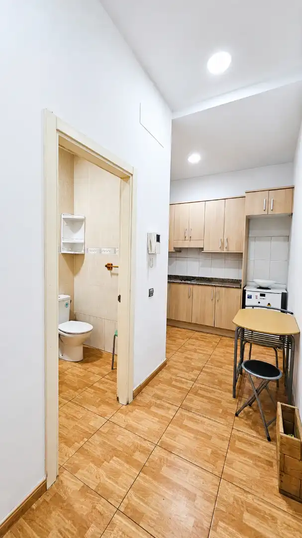 Flat to rent in Calle Tomás Miller 28, imagen 5